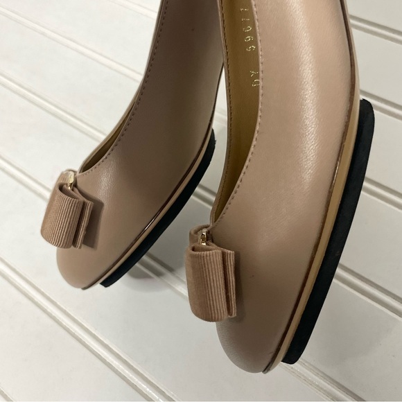Ferragamo Vara Leather Bow Ballerina Pumps 387 - Picture 4 of 14